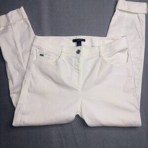 St. John Caviar White Pants Rolled Hem Made in USA Size 6 Traditional Timeless